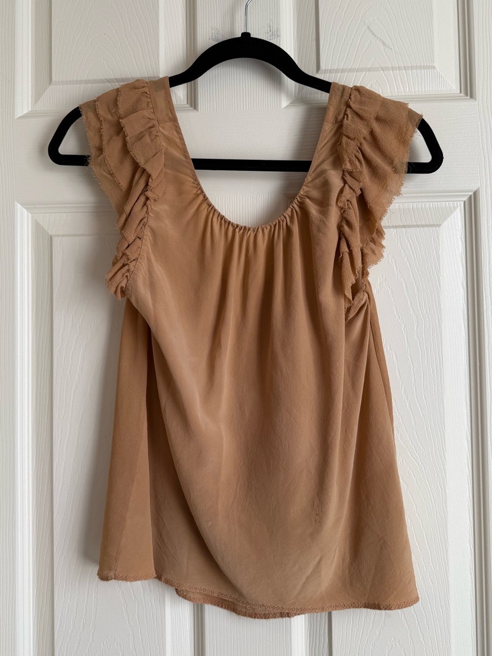 Wilfred 100% Silk Ruffle Sleeve Blouse Tan Beige Sleeveless Top